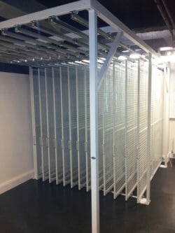 Typical example of top supported system for the correct storage and display of artworks.